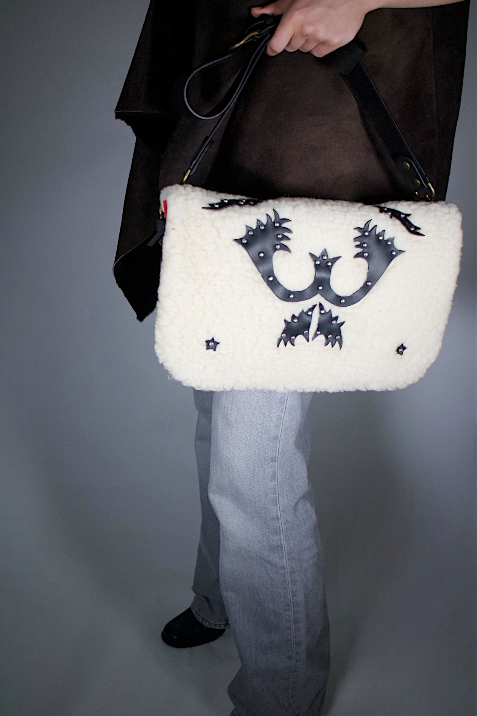 RABAT STAR RANCHO MOUTON/ BLACK