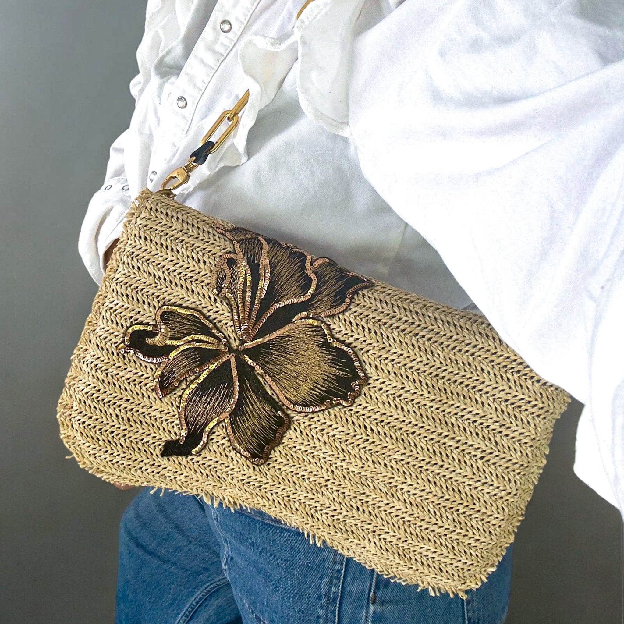 BABY MAGNOLIA FLAP NATURAL/BLACK