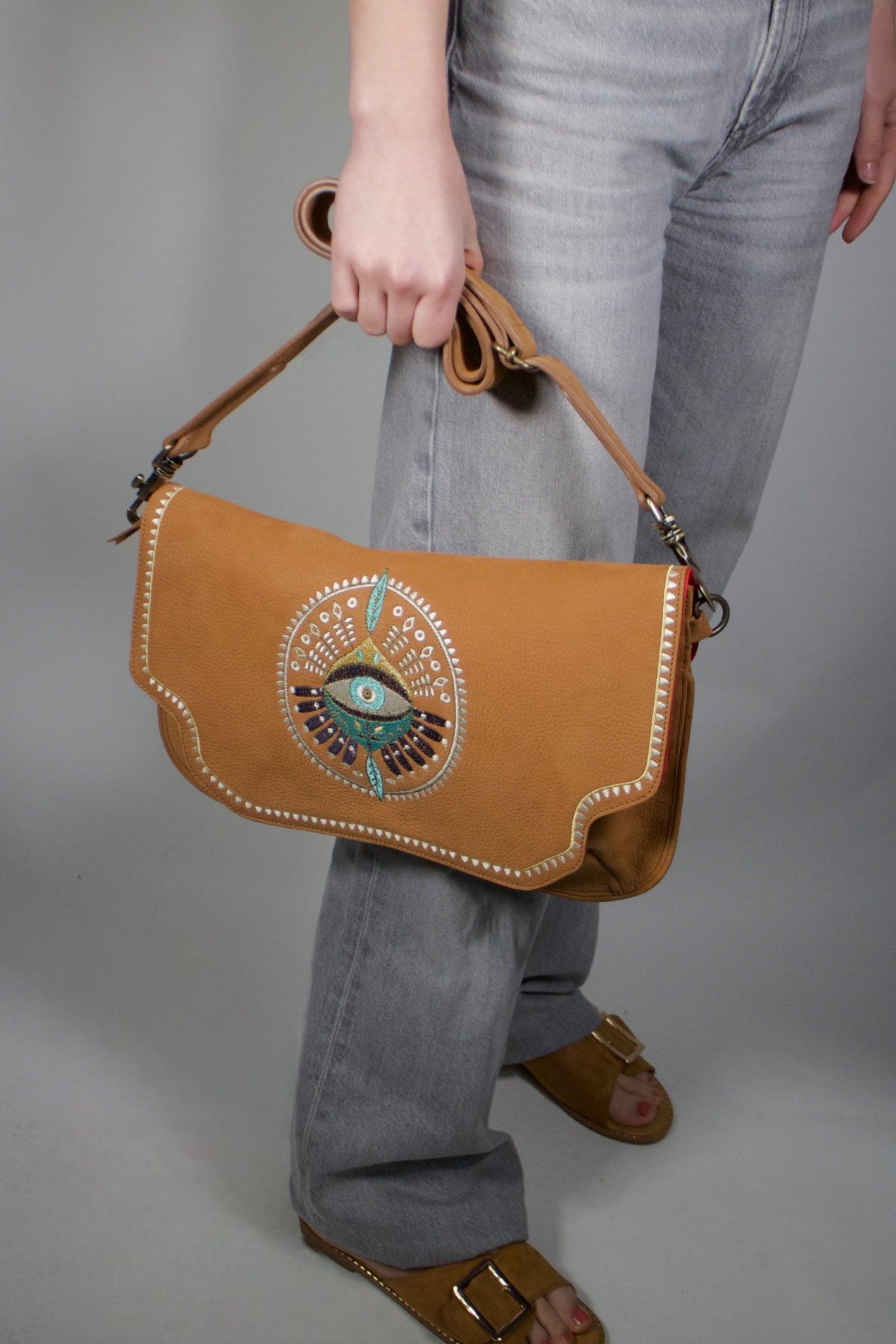 STAR BLUE EYE NUBUCK CAMEL BAG 
